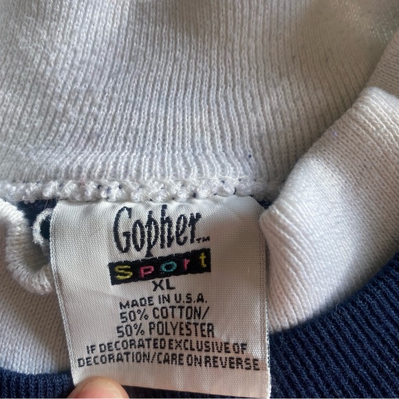 Vintage 90’s Gopher Sport Floral Crewneck Pullover Sweatshirt - Picture 6 of 11